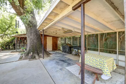 Exterior - 2520 Star Dr, Redding, CA 96001 photo 3 of 19