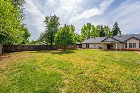 4689 Fiddleneck Dr, Redding, CA 96002 photo 16
