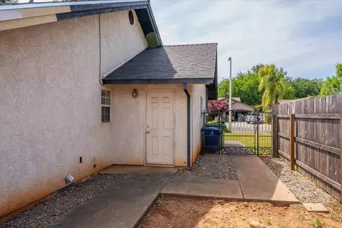 4689 Fiddleneck Dr, Redding, CA 96002 photo 18