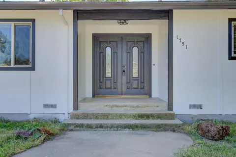 1751 Howard St, Anderson, CA 96007