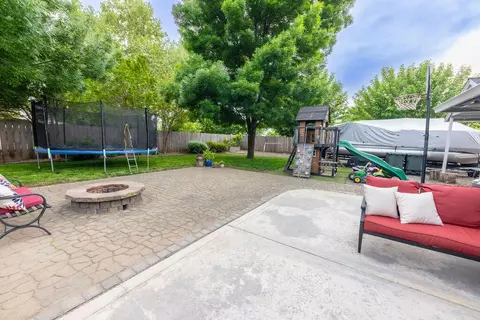 5729 Old Barn Way, Redding, CA 96001 photo 16