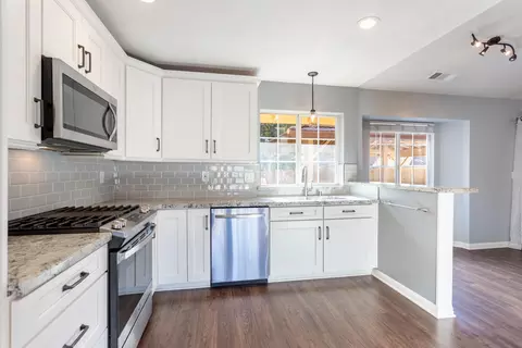 Kitchen - 2345 Windwood Ct, Redding, CA 96002 photo 2 of 3