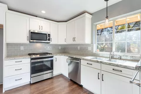 Kitchen - 2345 Windwood Ct, Redding, CA 96002 photo 1 of 3