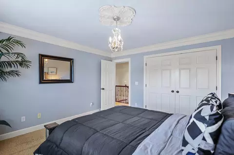 Bedroom - 8221 Kramer Ct, Redding, CA 96001 photo 7 of 9