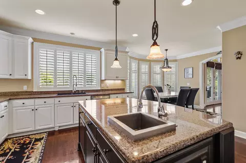 Kitchen - 8221 Kramer Ct, Redding, CA 96001 photo 4 of 4