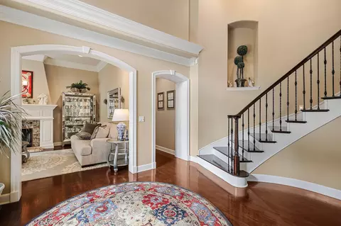 Entry Way - 8221 Kramer Ct, Redding, CA 96001 photo 2 of 3