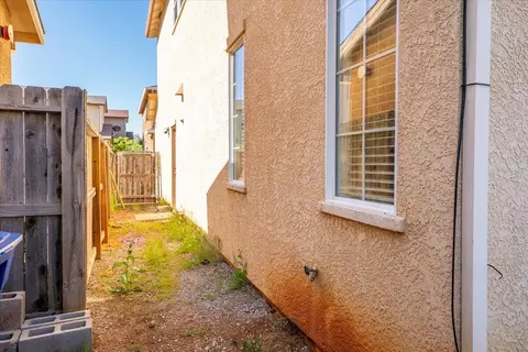 2103 Tuscany Way, Redding, CA 96003 photo 40