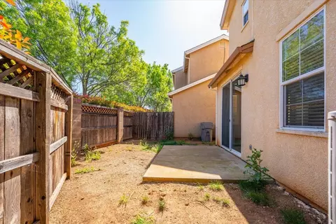 2103 Tuscany Way, Redding, CA 96003 photo 44
