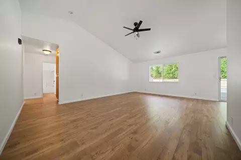 14556 Ryan Ln, Red Bluff, CA 96080 photo 3