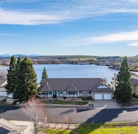 19036 Shoreline Dr, Cottonwood, CA 96022