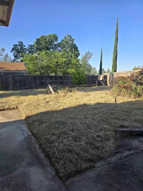 5425 Midway Dr, Redding, CA 96003 photo 10
