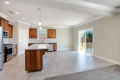 2876 Calaveras Ct, Redding, CA 96002 photo 13