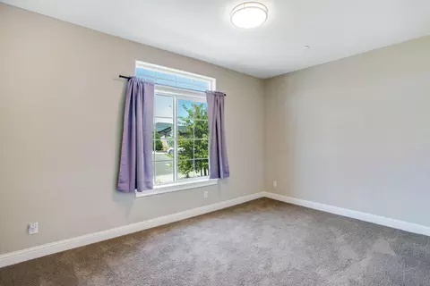 2876 Calaveras Ct, Redding, CA 96002 photo 29