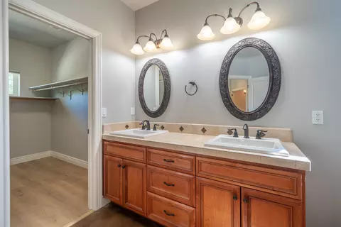 4551 Nantucket Dr, Redding, CA 96001 photo 23