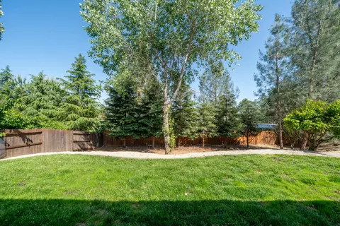 4551 Nantucket Dr, Redding, CA 96001 photo 35