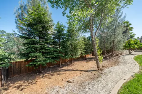 4551 Nantucket Dr, Redding, CA 96001 photo 40