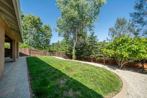 4551 Nantucket Dr, Redding, CA 96001 photo 36