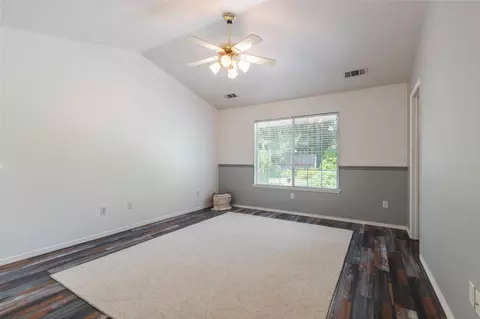 Living - 2312 Windwood Ct, Redding, CA 96002 photo 4 of 6