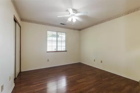 Bedroom - 2312 Windwood Ct, Redding, CA 96002 photo 1 of 2