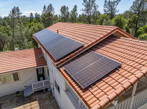 View/Area - 7167 Sylvan Ln, Anderson, CA 96007 photo 2 of 4