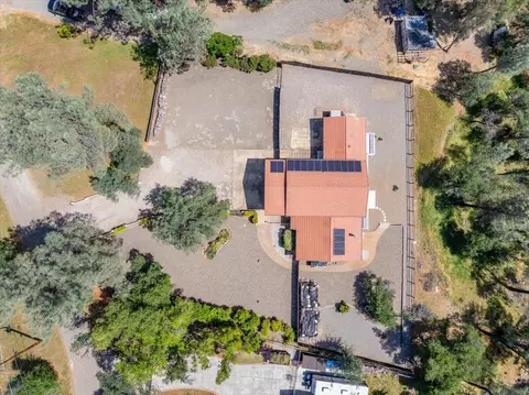 View/Area - 7167 Sylvan Ln, Anderson, CA 96007 photo 3 of 4