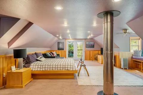 808 Hennessy, Mccloud, CA 96057 photo 14