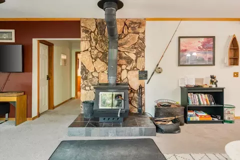 808 Hennessy, Mccloud, CA 96057 photo 31