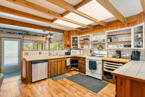 808 Hennessy, Mccloud, CA 96057 photo 34