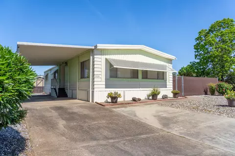 4424 Honeycomb Way, Redding, CA 96003 photo 2