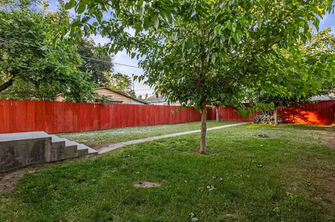 1048 Franklin St, Red Bluff, CA 96080 photo 32