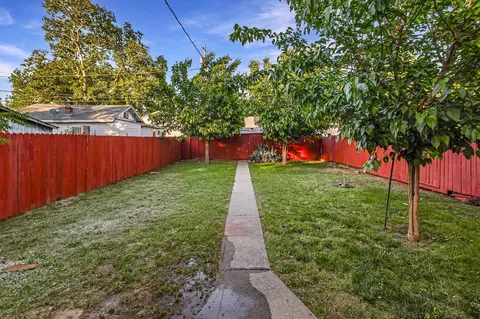 1048 Franklin St, Red Bluff, CA 96080 photo 29