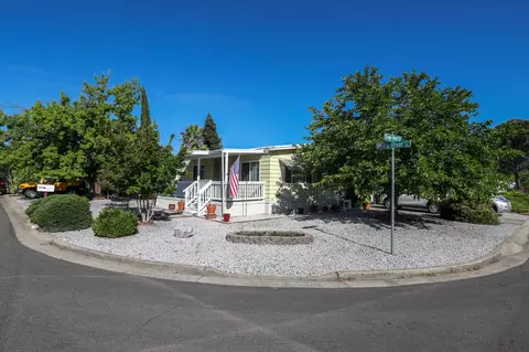 4358 White River Dr, Redding, CA 96003 photo 4