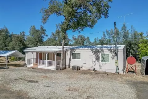 5952 Happy Valley Rd, Anderson, CA 96007