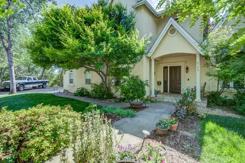 5146 Surrey Dr, Redding, CA 96002 photo 52