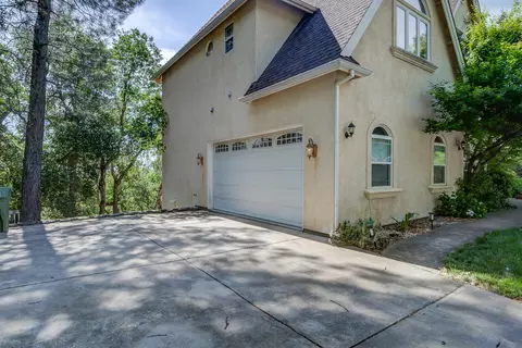 5146 Surrey Dr, Redding, CA 96002 photo 57