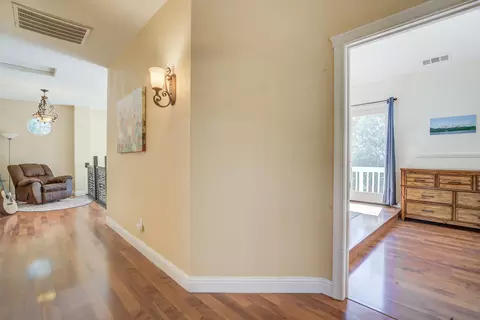 5146 Surrey Dr, Redding, CA 96002 photo 27