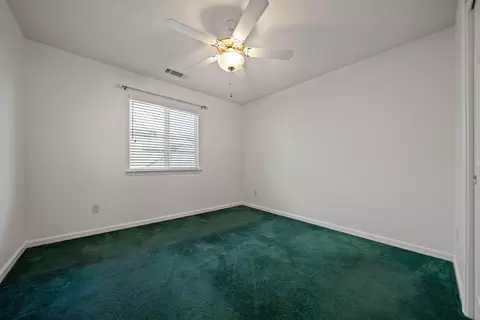 Bedroom - 427 Yolla Bolly Trl, Redding, CA 96003 photo 1 of 1