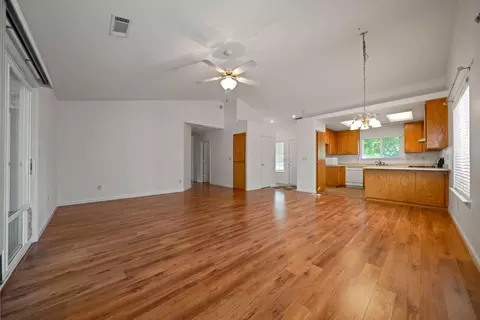 Living - 427 Yolla Bolly Trl, Redding, CA 96003 photo 2 of 2