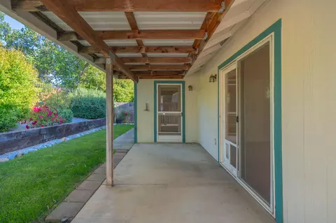 Exterior - 427 Yolla Bolly Trl, Redding, CA 96003 photo 11 of 11