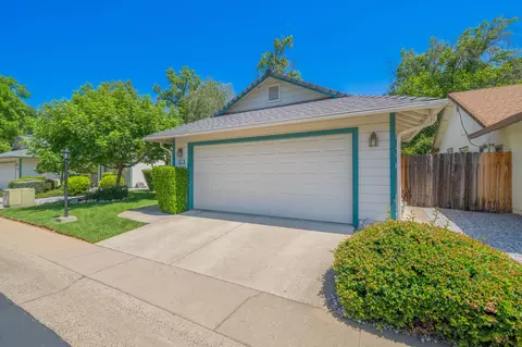Exterior - 427 Yolla Bolly Trl, Redding, CA 96003 photo 4 of 11