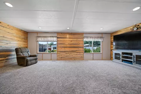 467 Red Cedar Dr, Redding, CA 96003 photo 7