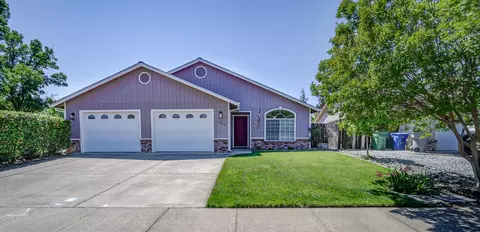 1980 Airstrip Rd, Redding, CA 96003
