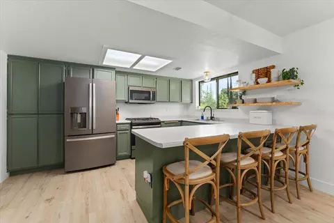 3186 Island Dr, Redding, CA 96001 photo 8