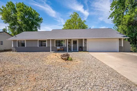 3186 Island Dr, Redding, CA 96001