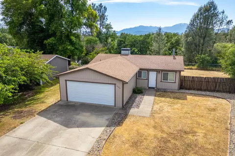 1280 Bradley Dr, Redding, CA 96003 photo 2