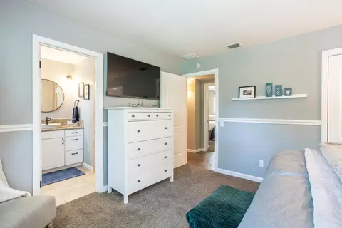 Bedroom - 7204 Granada Dr, Redding, CA 96002 photo 2 of 5