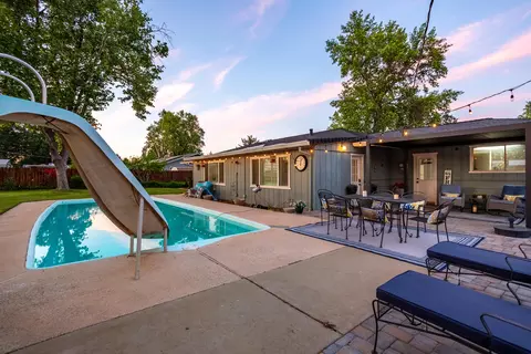 7204 Granada Dr, Redding, CA 96002