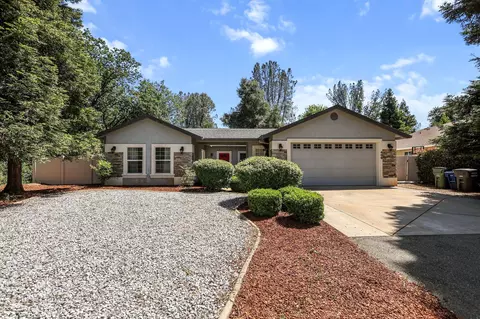 406 Spire Point Dr, Redding, CA 96003 photo 1