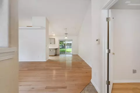 6596 Reflection St, Redding, CA 96001 photo 4