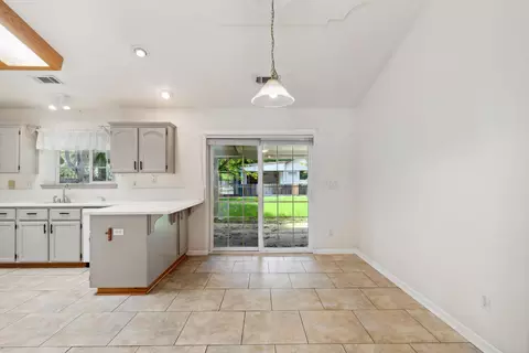 6596 Reflection St, Redding, CA 96001 photo 8